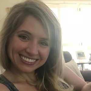 Meet your Posher, Ashlee